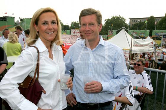 Christian Wulff mit Bettina Körner No 9